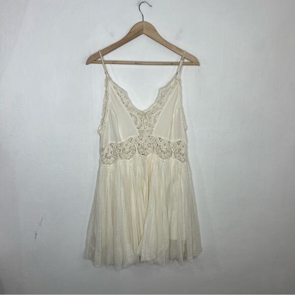 FREE PEOPLE Ilektra Lace Inset Cotton Chemise Mini Slip Dress Size Medium - Picture 15 of 15